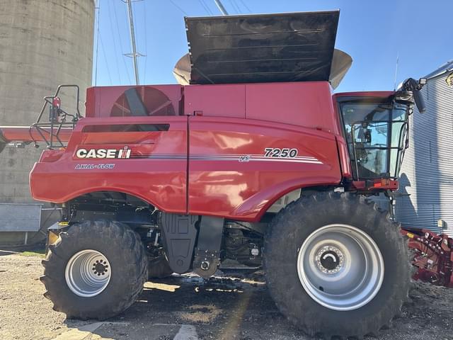 Image of Case IH 7250 equipment image 4