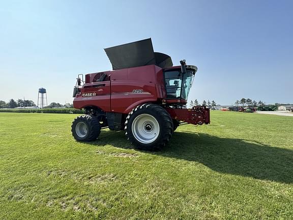Image of Case IH 8250 equipment image 4