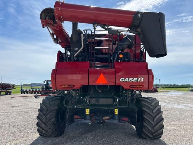 Image of Case IH 8250 equipment image 3