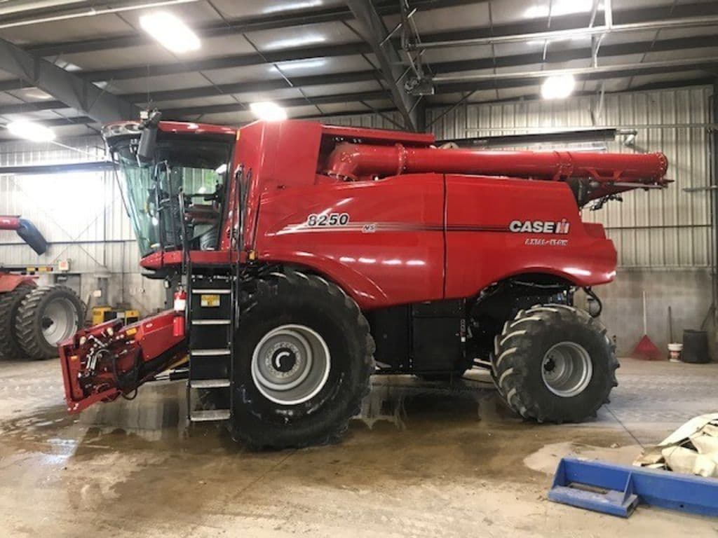 Image of Case IH 8250 Primary image