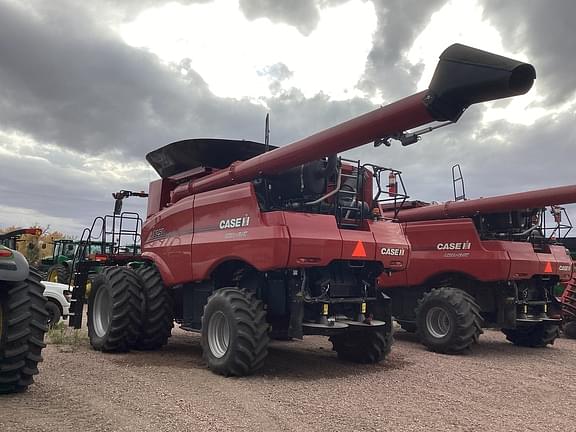 Image of Case IH 8250 equipment image 2