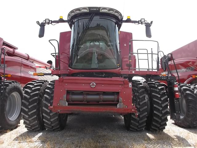 Image of Case IH 8250 equipment image 1