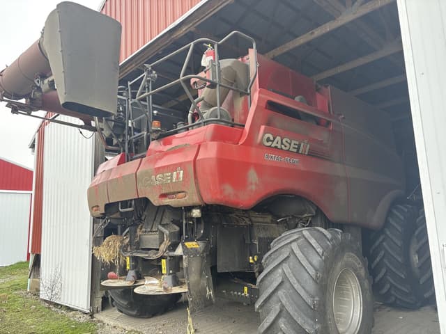 Image of Case IH 8250 equipment image 2