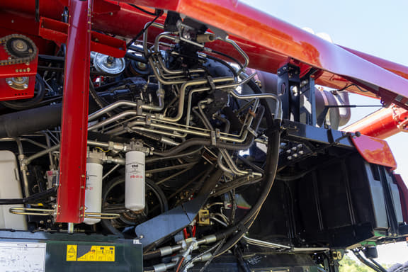 Image of Case IH 8250 equipment image 4