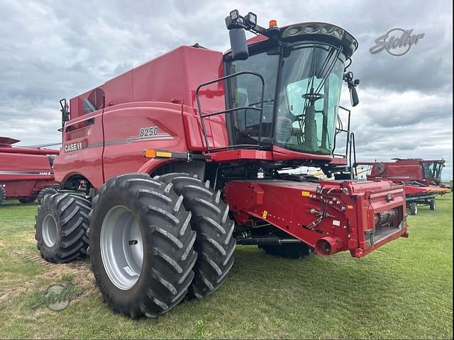 Image of Case IH 8250 equipment image 1