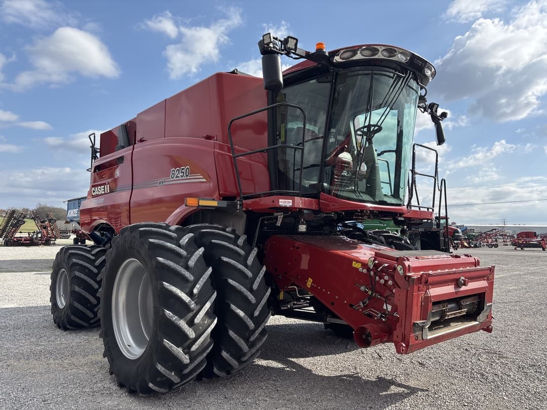 Image of Case IH 8250 Primary image