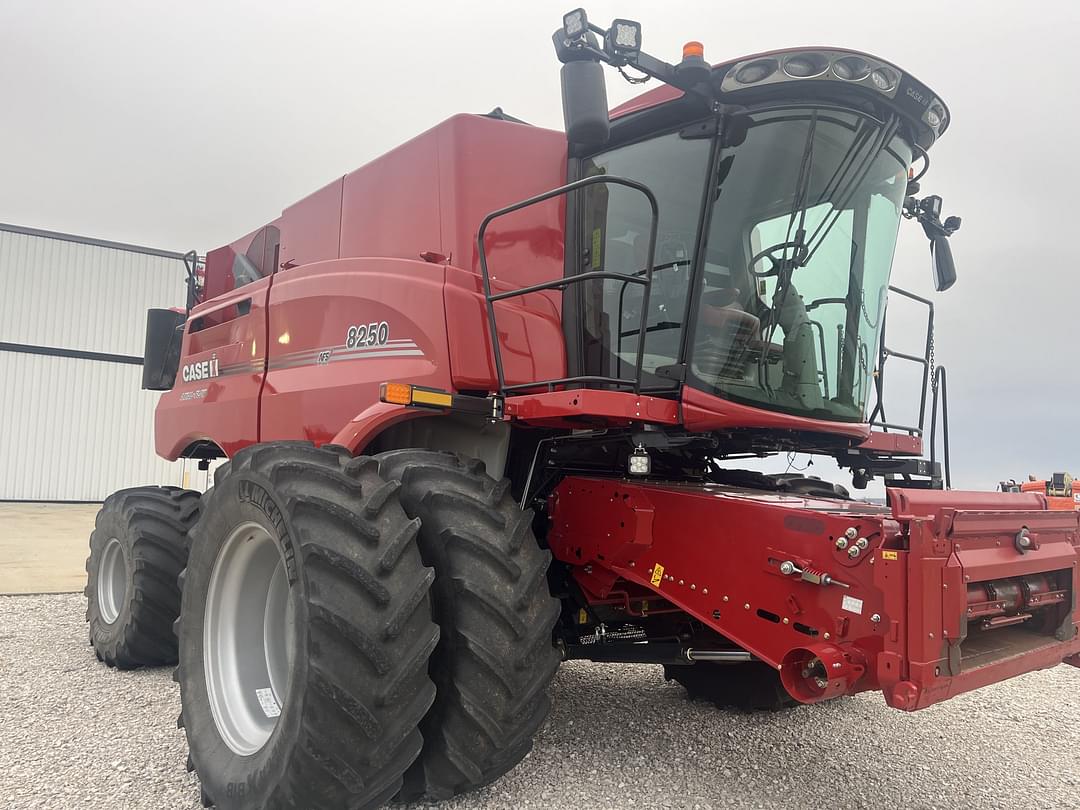 Image of Case IH 8250 Primary image