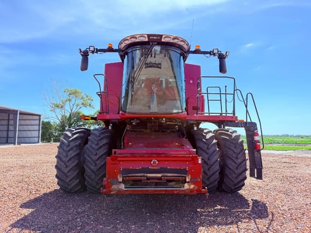 Image of Case IH 8250 equipment image 1