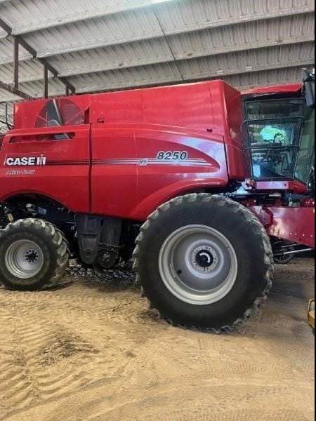 2022 Case IH 8250 Equipment Image0