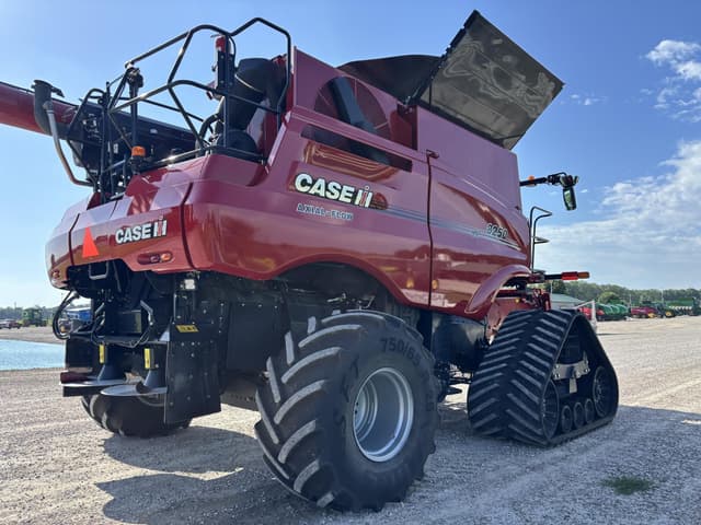 Image of Case IH 8250 equipment image 4