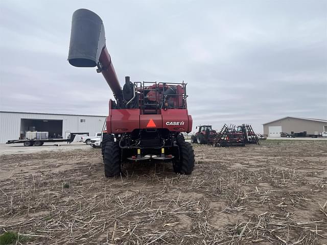 Image of Case IH 8250 equipment image 2