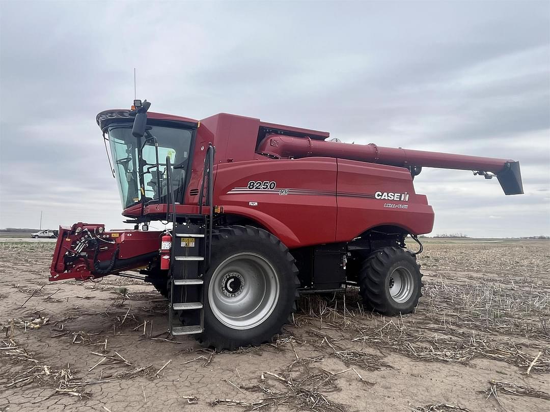 Image of Case IH 8250 Primary image