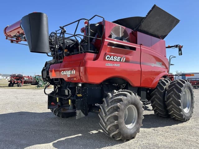 Image of Case IH 8250 equipment image 2