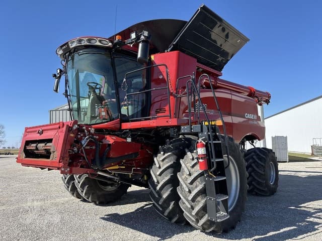 Image of Case IH 8250 equipment image 4