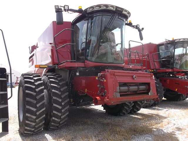 Image of Case IH 8250 equipment image 3