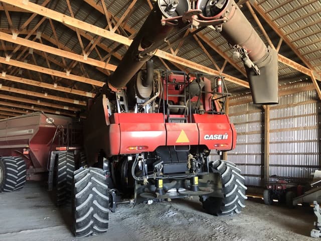 Image of Case IH 8250 equipment image 3