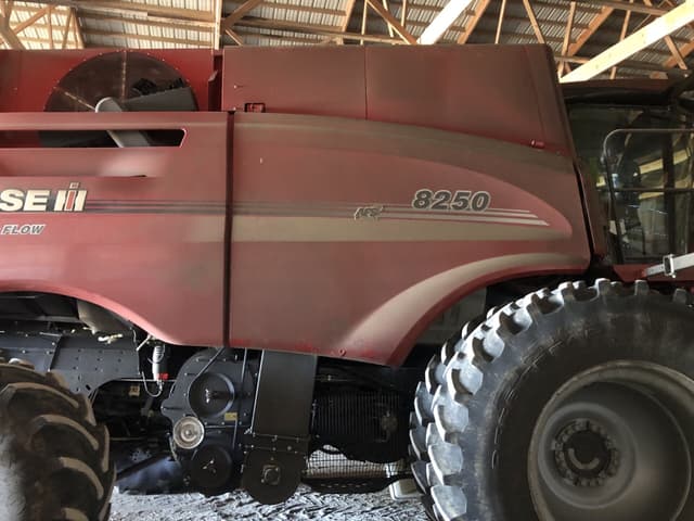 Image of Case IH 8250 equipment image 1
