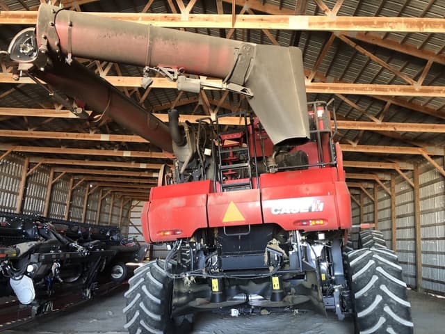 Image of Case IH 8250 equipment image 2