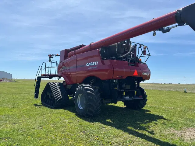 Image of Case IH 8250 equipment image 4