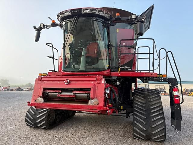 Image of Case IH 8250 equipment image 3