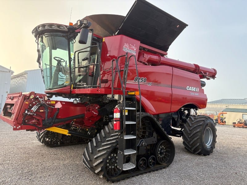 2022 Case IH 8250 Equipment Image0