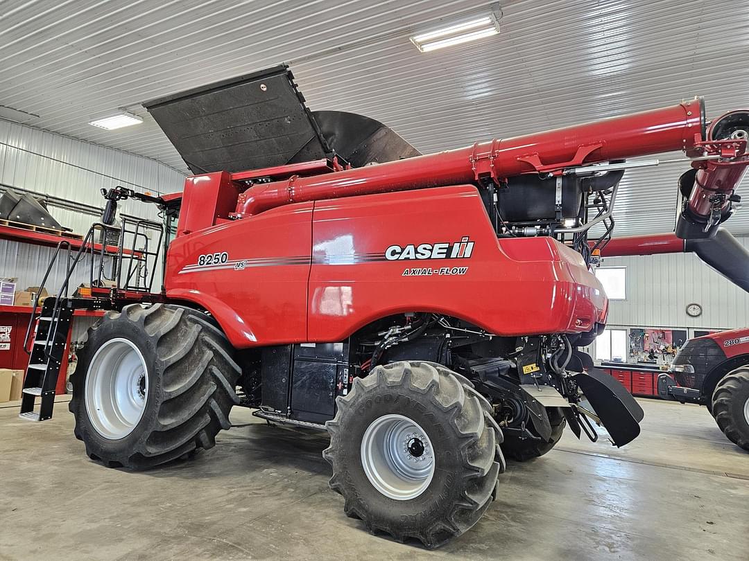 Image of Case IH 8250 Primary image