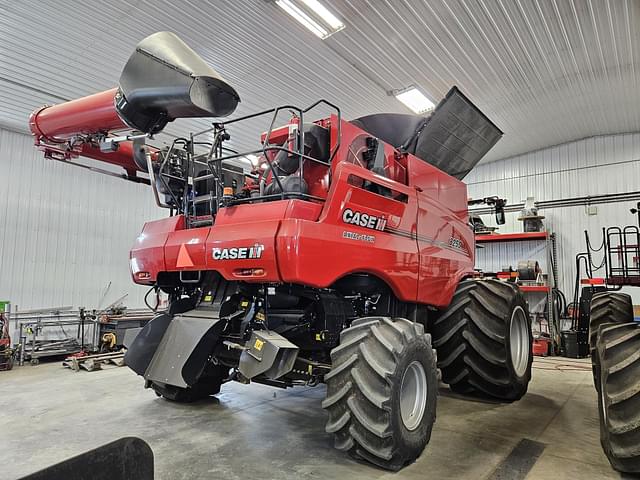 Image of Case IH 8250 equipment image 4