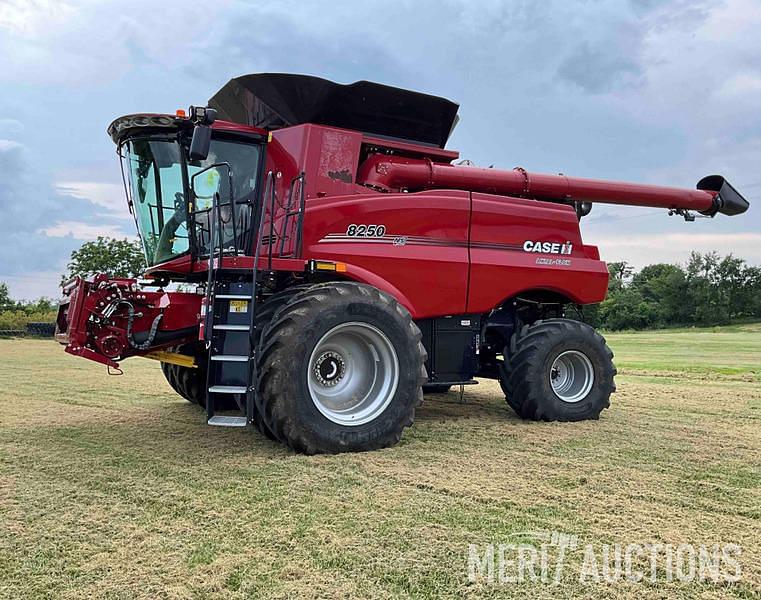Image of Case IH 8250 Primary image