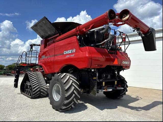 Image of Case IH 8250 equipment image 2