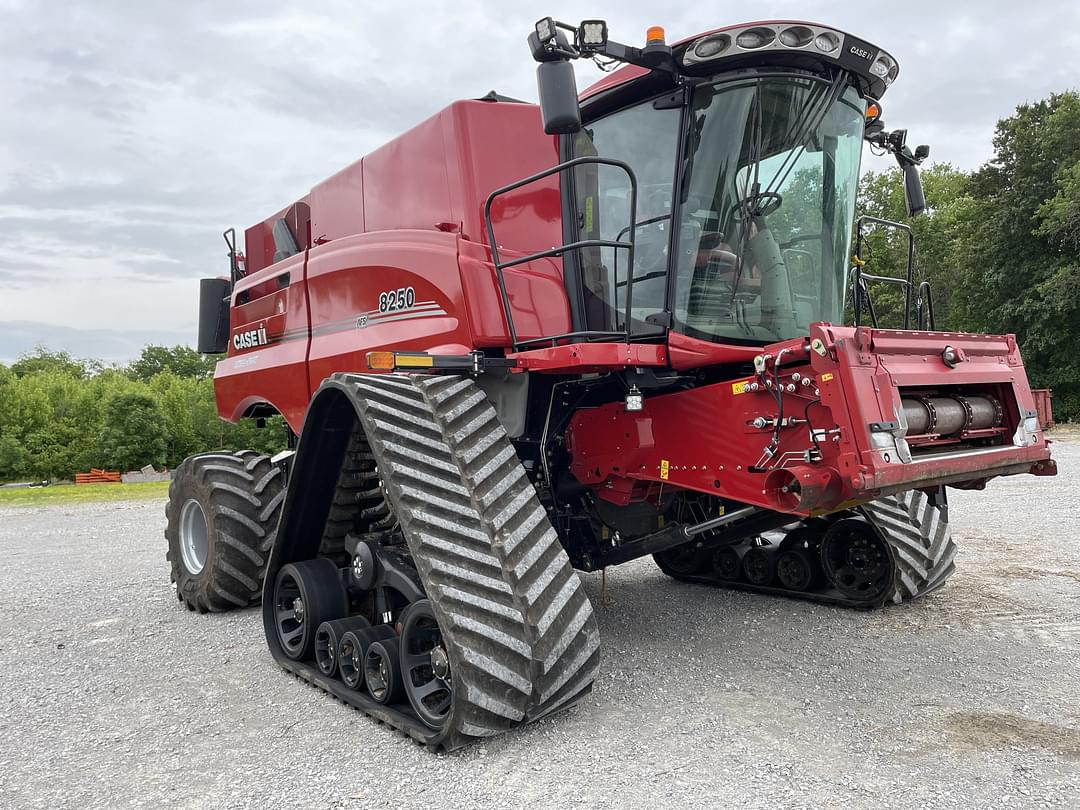 Image of Case IH 8250 Image 0