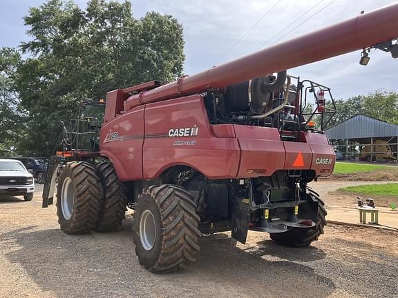 Image of Case IH 8250 equipment image 2