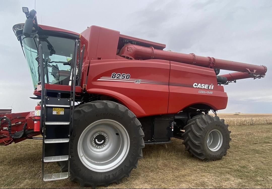 Image of Case IH 8250 Primary image