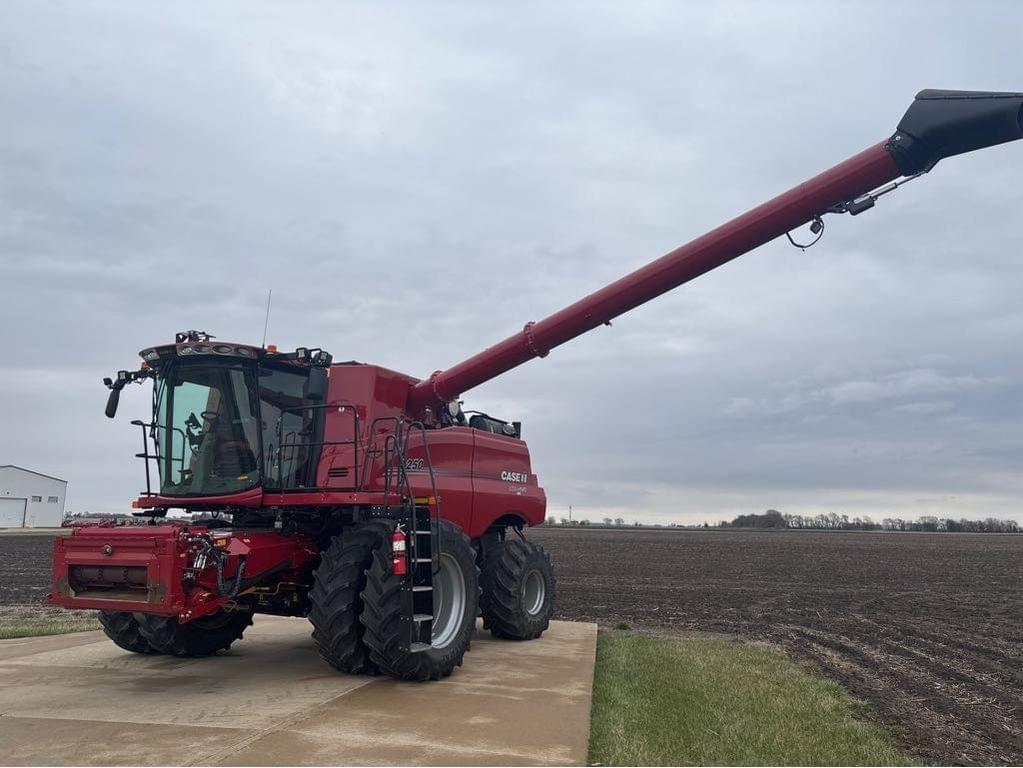 Image of Case IH 8250 Primary image