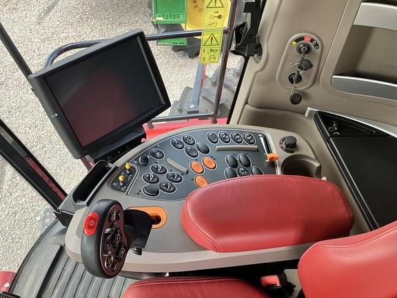 Image of Case IH 8250 equipment image 4