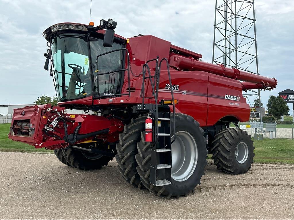 Image of Case IH 8250 Primary image