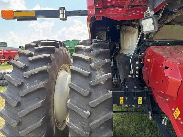 Image of Case IH 8250 equipment image 3