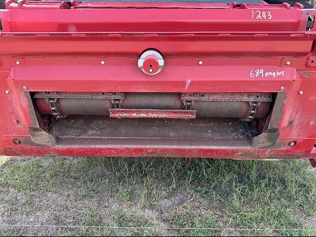 Image of Case IH 8250 equipment image 2