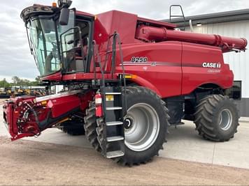 Main image Case IH 8250