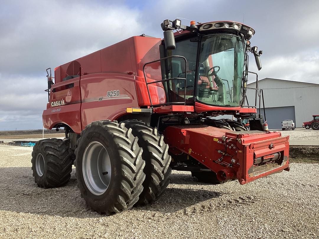 Image of Case IH 8250 Primary image