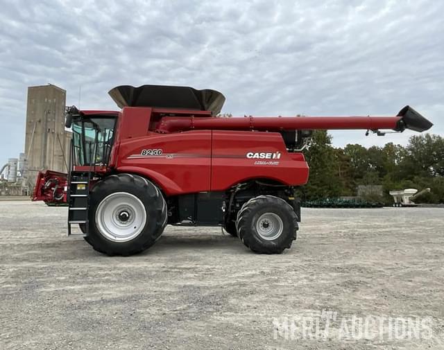 Image of Case IH 8250 equipment image 1