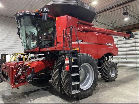 2022 Case IH 8250 Equipment Image0