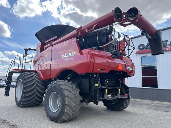 Image of Case IH 8250 equipment image 2