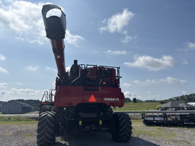 Image of Case IH 8250 equipment image 3