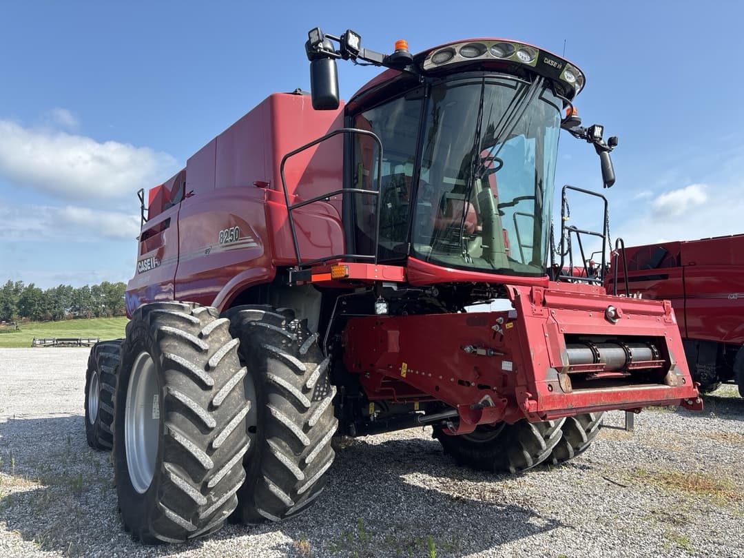 Image of Case IH 8250 Primary image