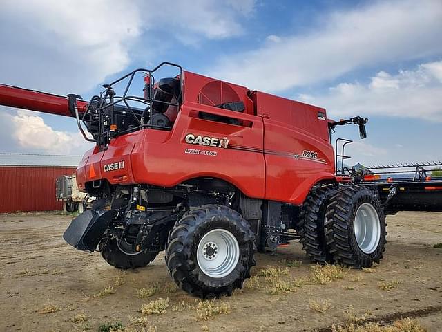 Image of Case IH 8250 equipment image 2