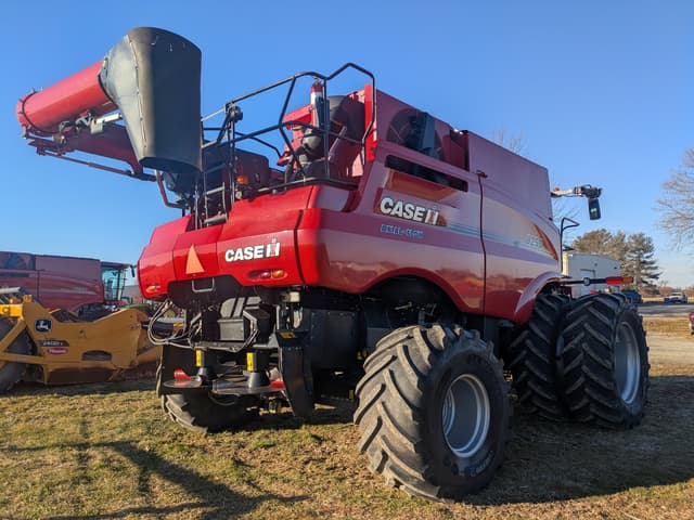 Image of Case IH 8250 equipment image 4