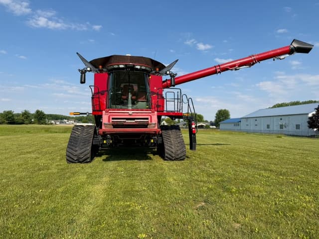 Image of Case IH 8250 equipment image 3