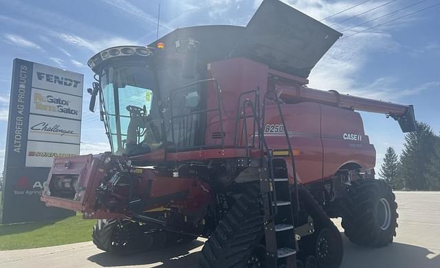 Image of Case IH 8250 equipment image 1
