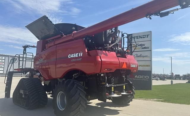 Image of Case IH 8250 equipment image 2