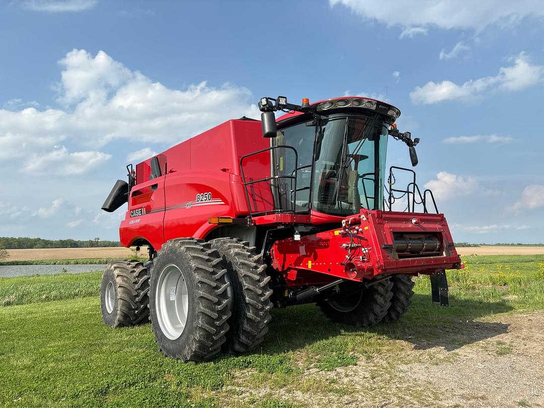 Image of Case IH 8250 Primary image